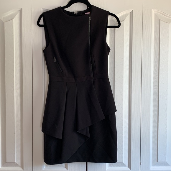BCBG GENERATION NIKKI Dress - Picture 4 of 10